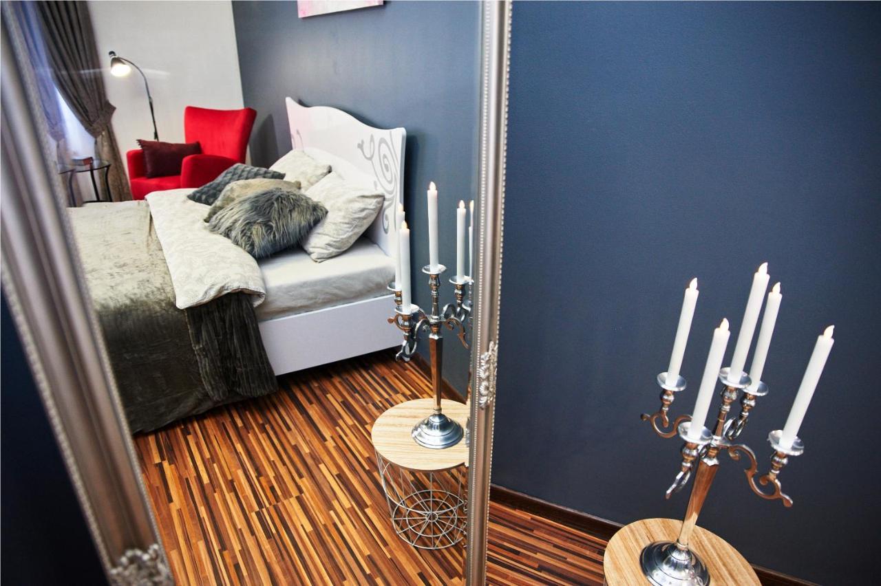 Designer Apartment In The Center Lvov Exteriér fotografie